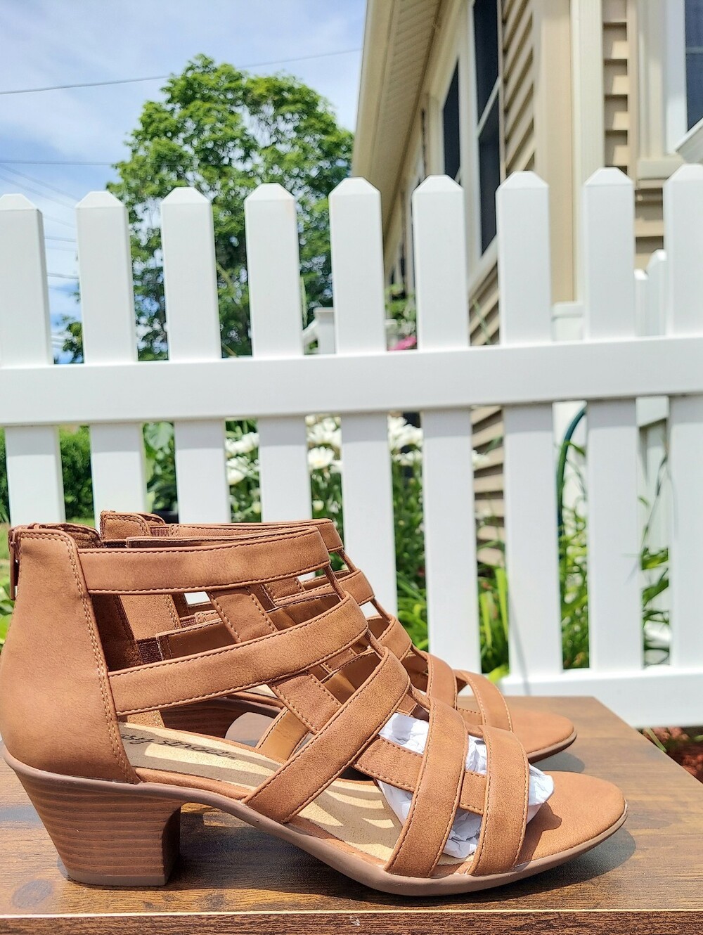 Easy Street Marg Strappy Gladiator Brown Heel Sandals Women Size 6.5W & 9 NWT